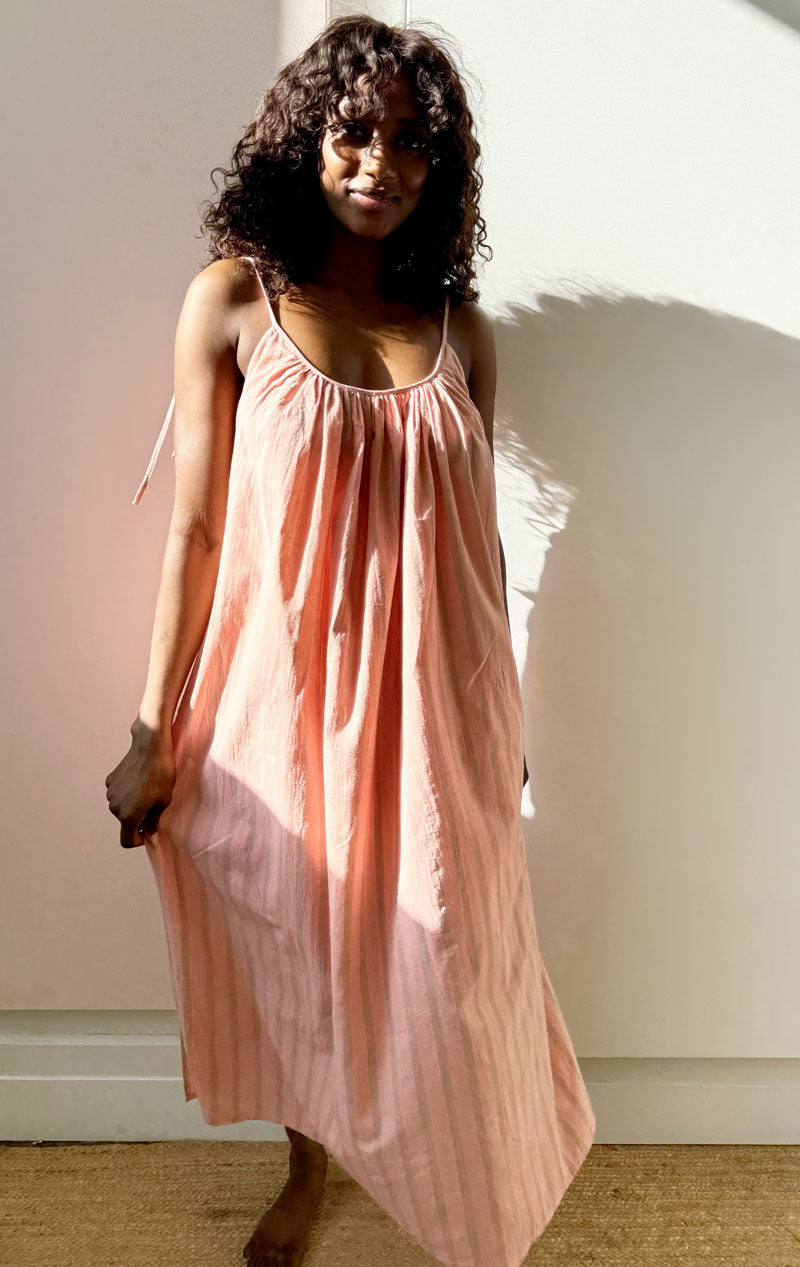 Shoulder tie dress