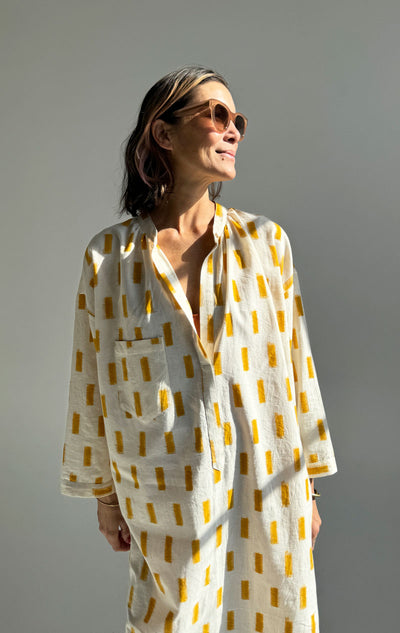 Gold button long sleeve tunic