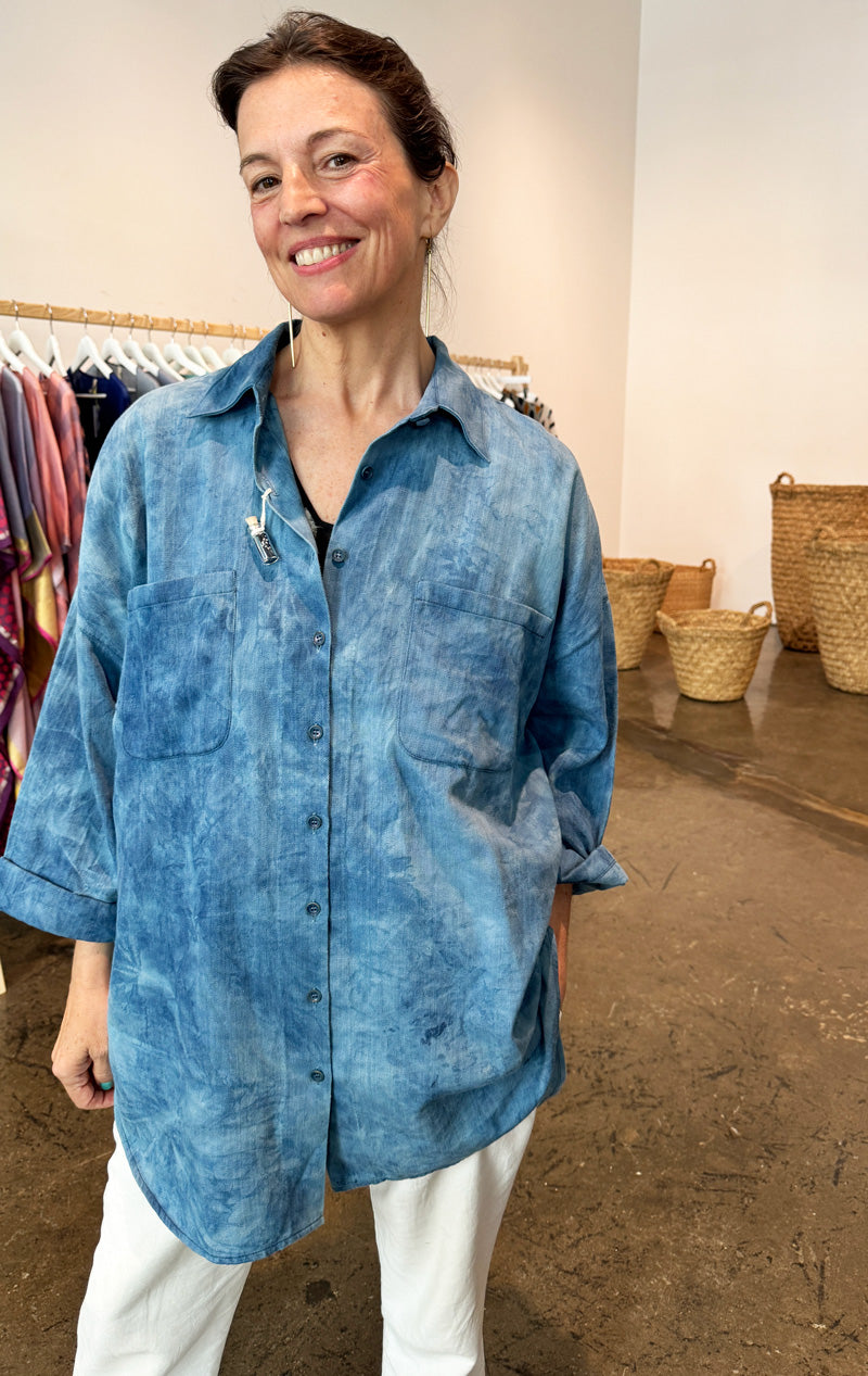 Indigo washed painters shirt