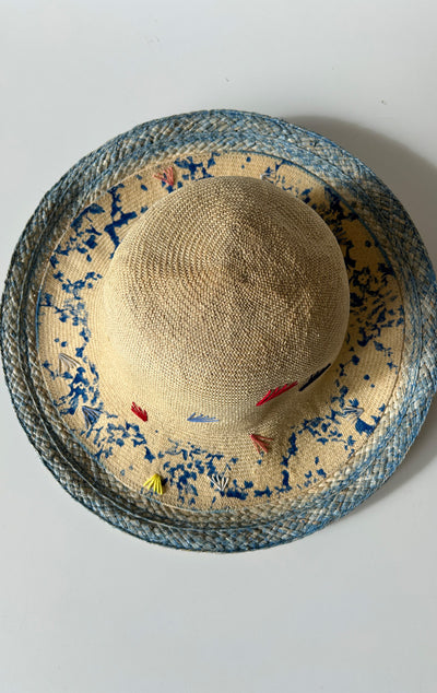 Straw Hat with dyed blue edging