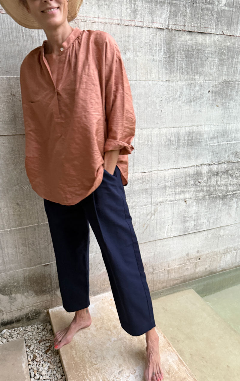 Barrel Leg Pant in Navy