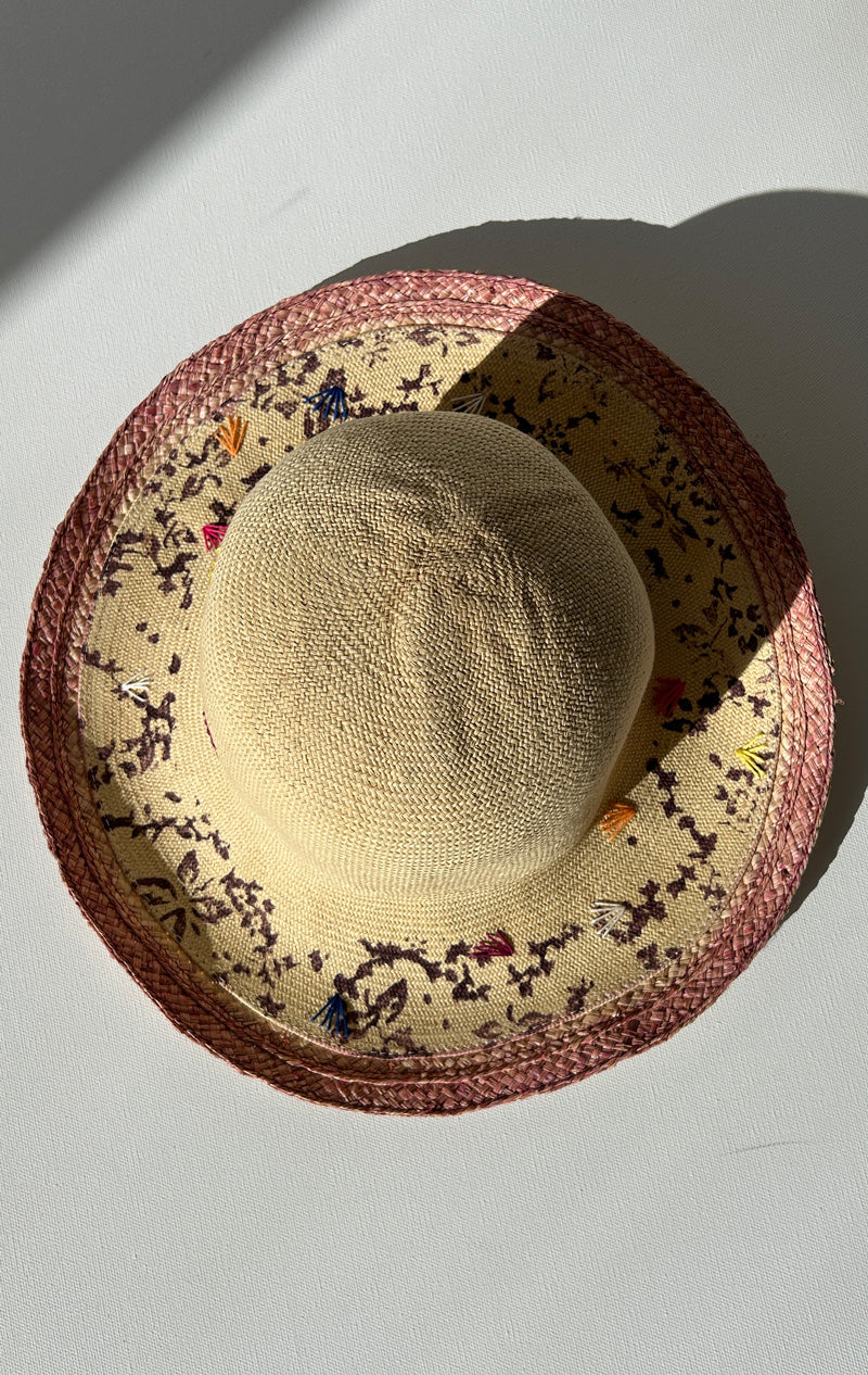 Straw Hat with dyed pink edging