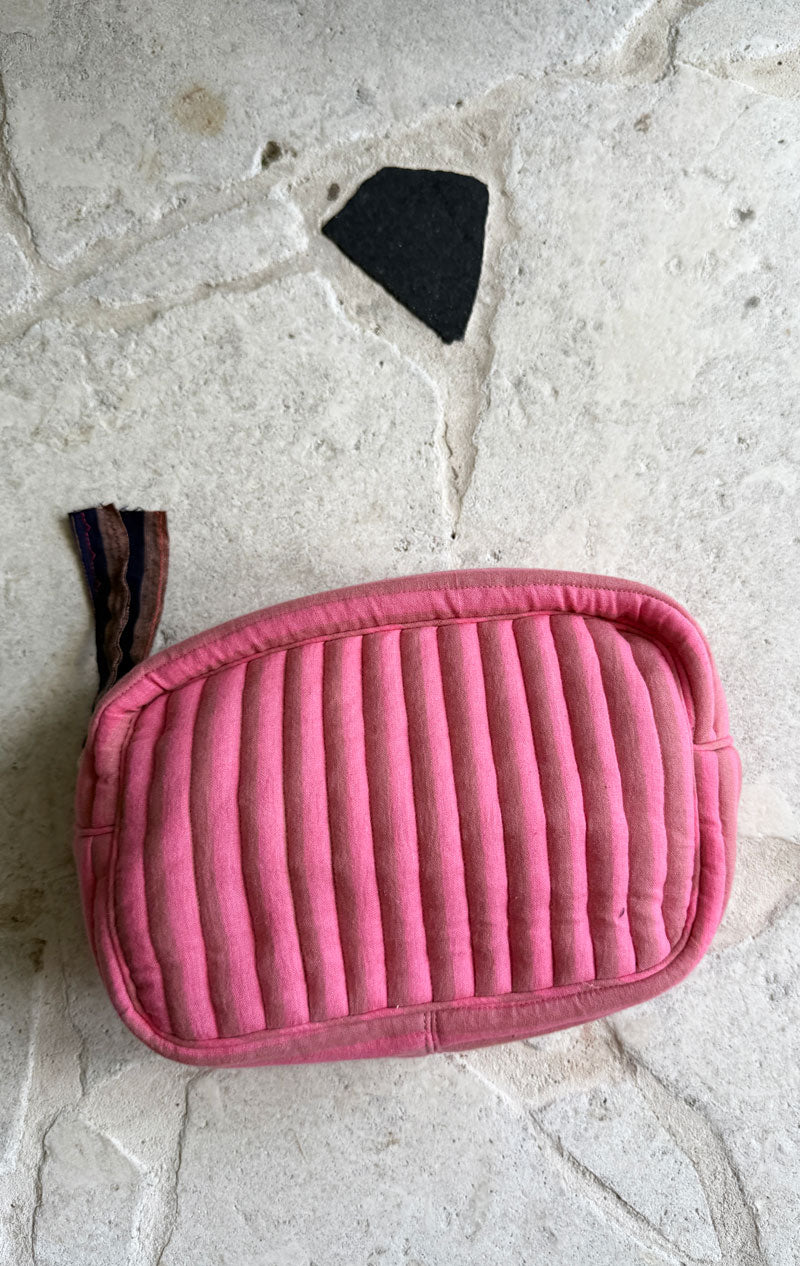Two Pouf Clutch