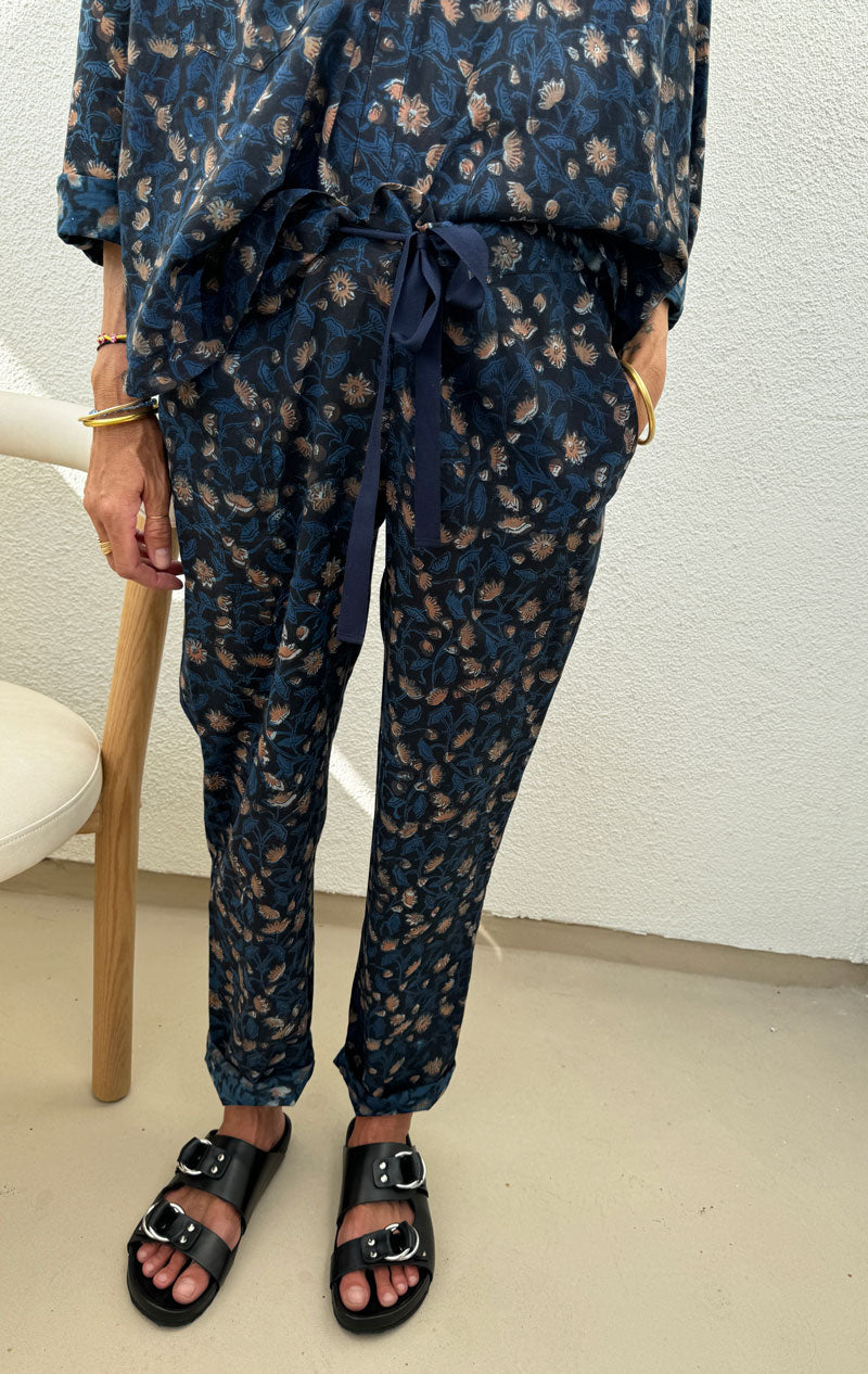 Floral Print Drawstring Waist Pant