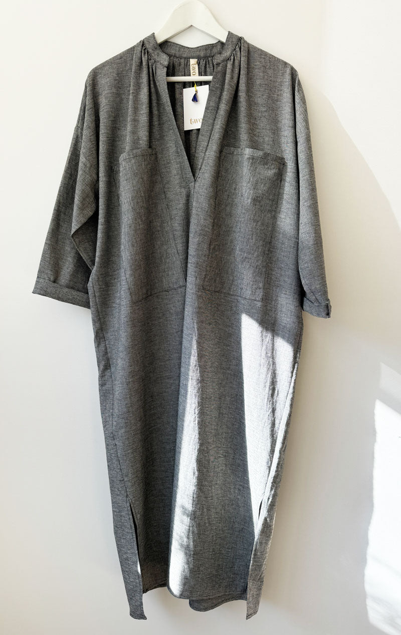 Black/ White Khadi two pocket caftan