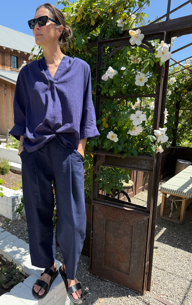 Barrel Leg Pant in Navy