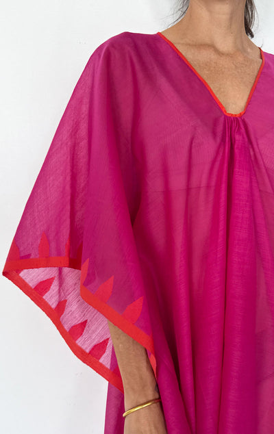 Temple pink border Caftan