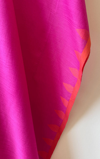 Temple pink border Caftan