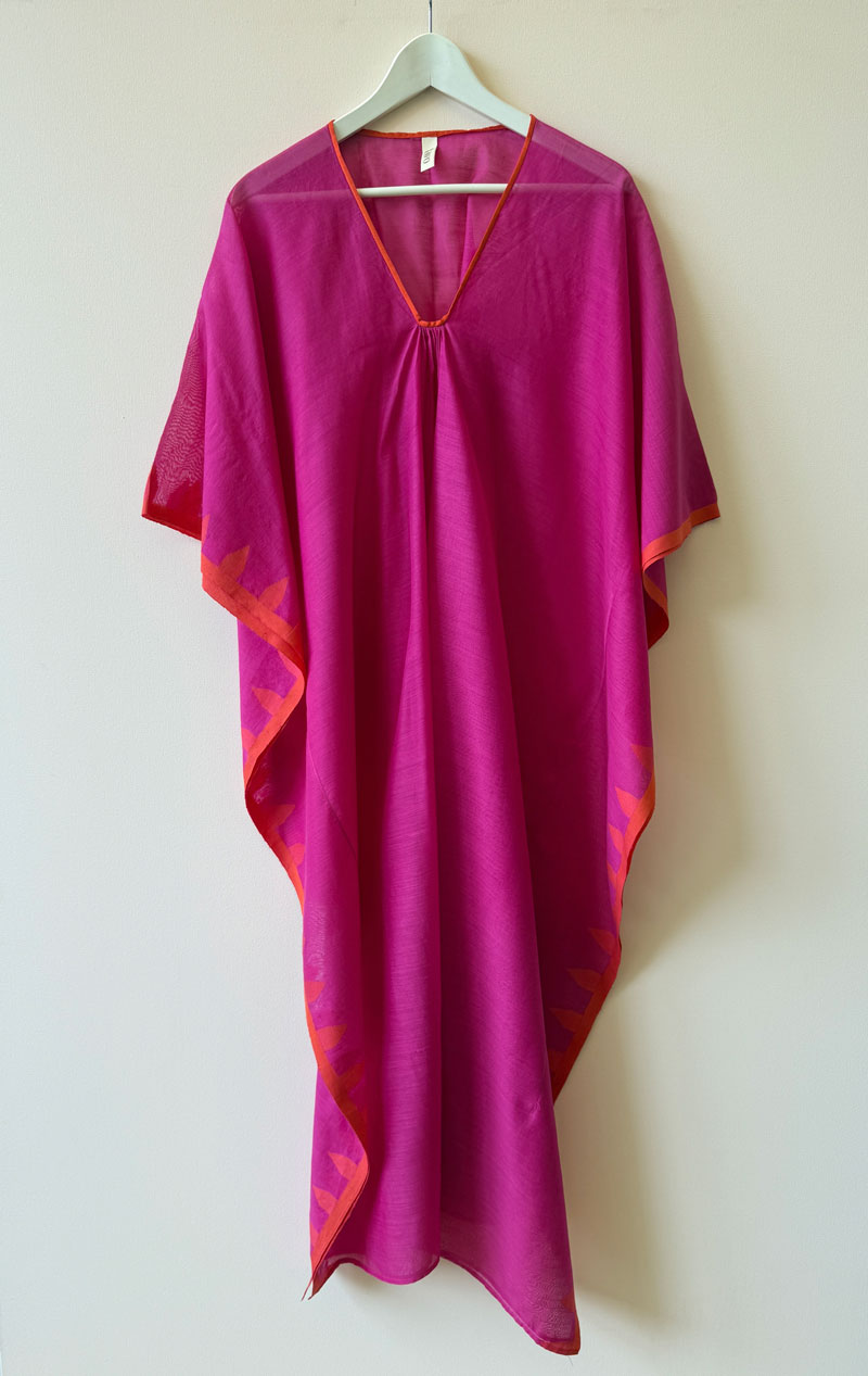 Temple pink border Caftan