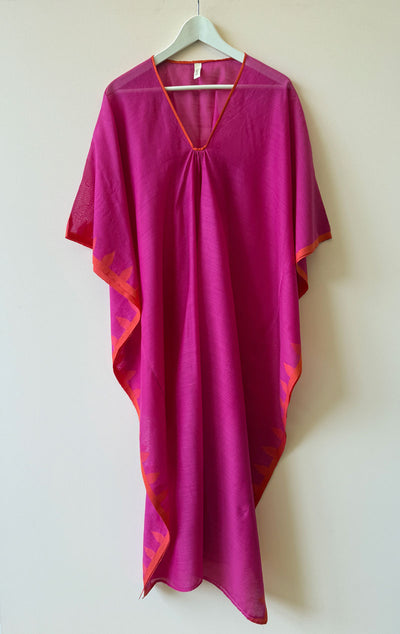 Temple pink border Caftan