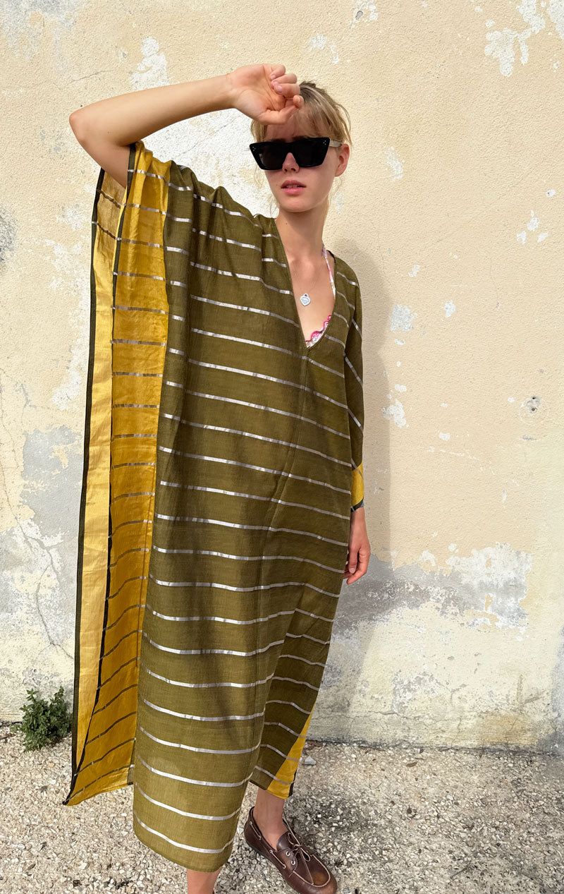 V neck caftan in Metallic stripe