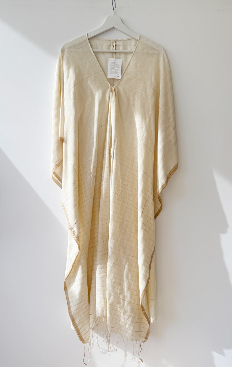 Natural caftan with hemp