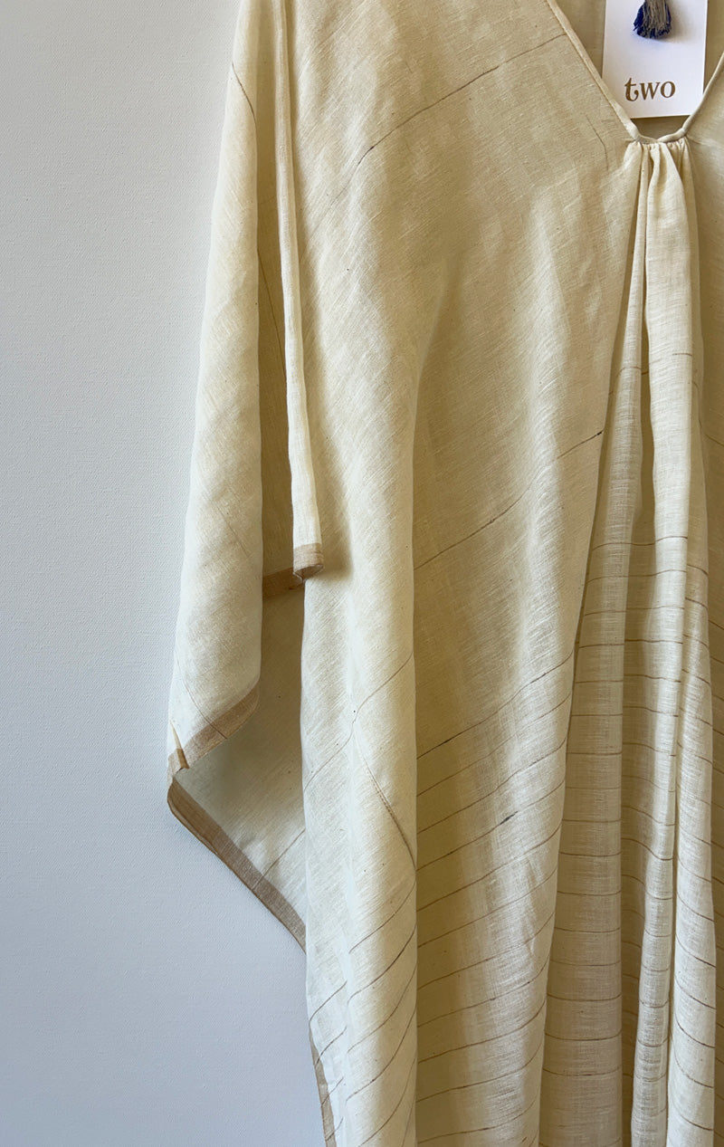 Natural caftan with hemp