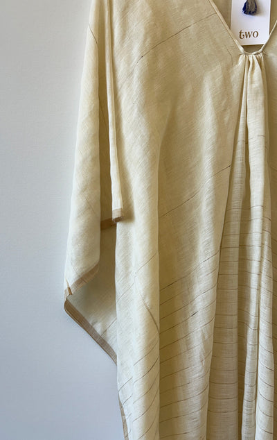 Natural caftan with hemp