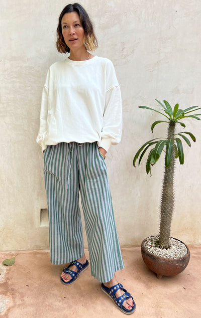 Our white Fab Cotton Sweatshirt