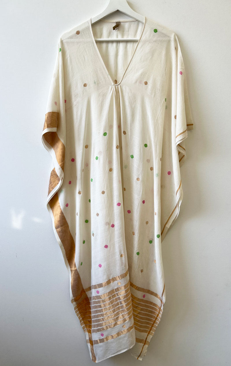 Caftan with dot embroidery